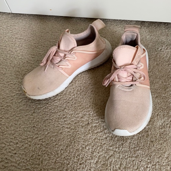 adidas gazelle silver green womens adidas Gazelle Indoor Shoes - Women's - Sandy Pink / Cloud White / Gum main image 0